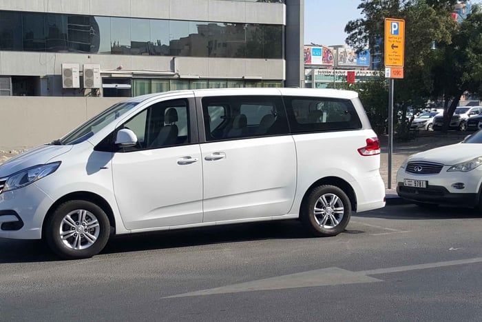 Depuis Abu Dhabi : Transfert privé vers Dubaï