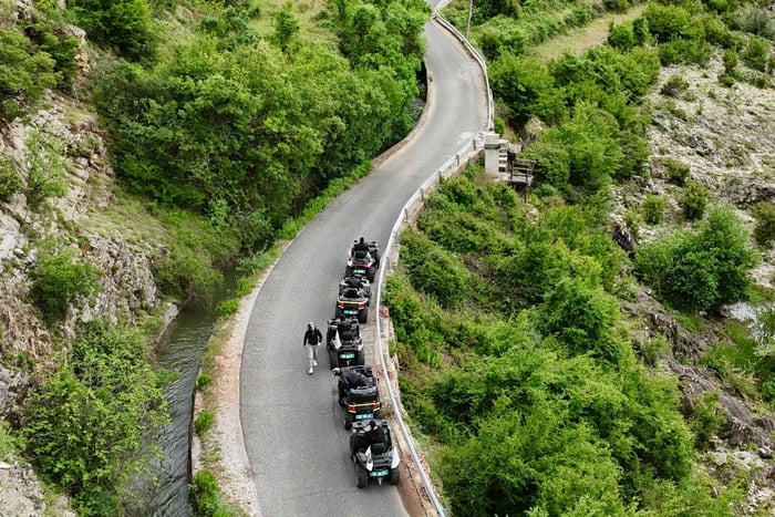 Scutari: tour di 3 ore in all-terrain vehicle al Ponte di Mesi - Domen - Fiume Kir