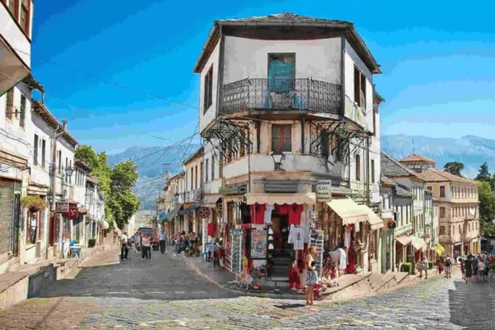 Tour d'avventura di 4 giorni nei gioielli del sud albanese
