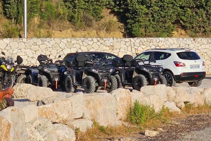 Tour in quad a Valona