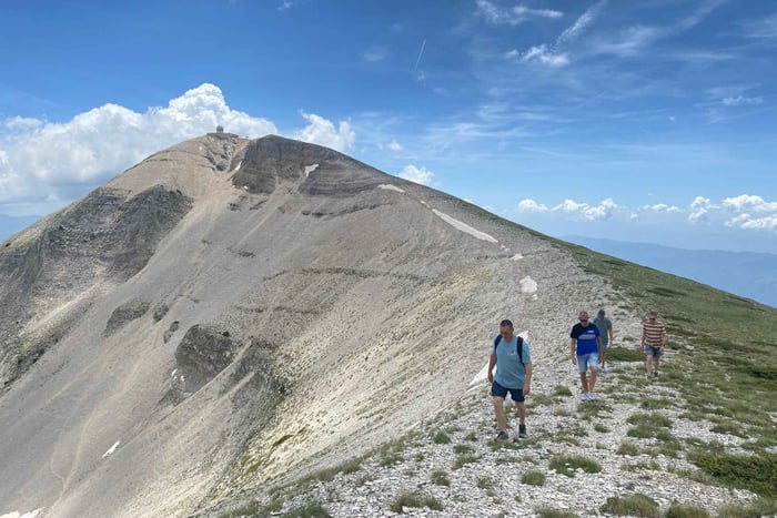 Berat: Gita guidata al Monte Tomorr e alla Cascata di Bogove