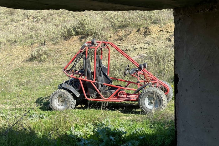 Tour in buggy: da Asim Zeneli al lago Doftia