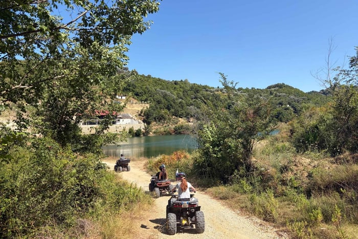 Durazzo: fuoristrada in all-terrain vehicle al Lago di Golem e a Kodra e Kuajve