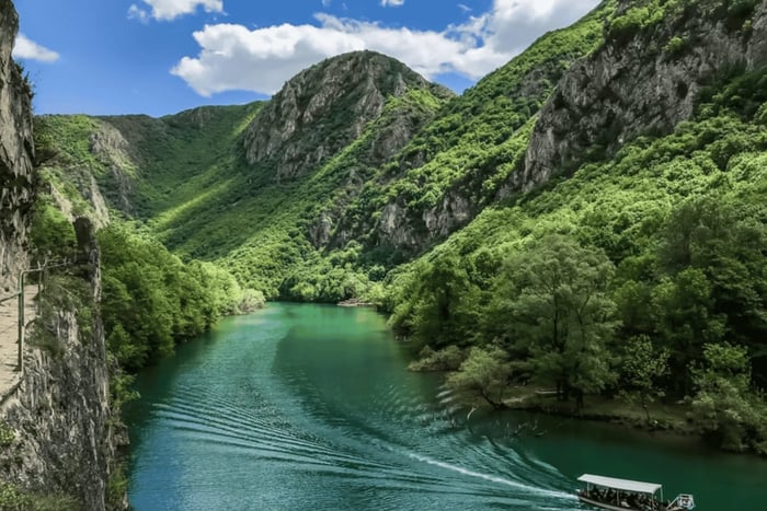 From Tirana/Durrës: Skopje and Matka Canyon Day Trip