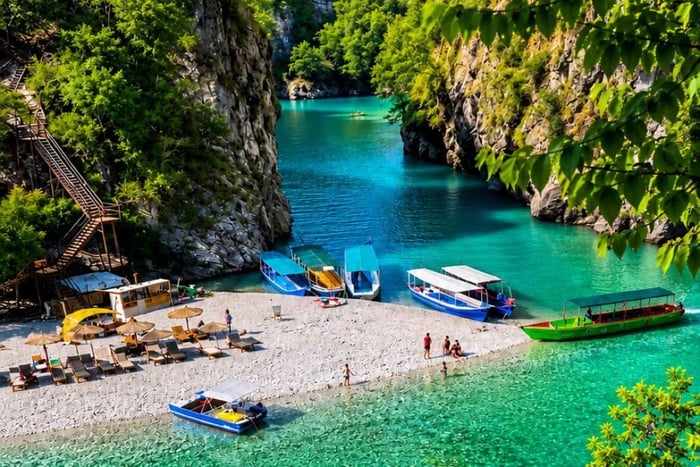 Koman: viaggio in barca da Koman al fiume Shala e ritorno