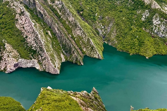 Koman: escursione in montagna a Puke Maja e Murges