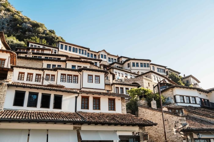 Shkoder: tour di un giorno delle Alpi albanesi e del villaggio di Theth