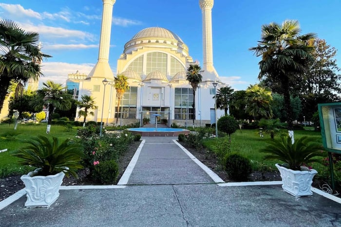 Tirana: gita di 1 giorno a Scutari e Croia con il castello di Rozafa