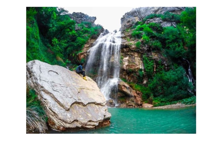 Tirana: tour della cascata di Sotira, del lago di Belshi e del castello di Elbasan