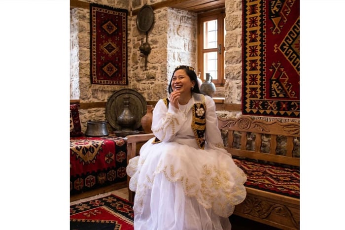 Tirana: Traditional Albanian Costume Photoshoot