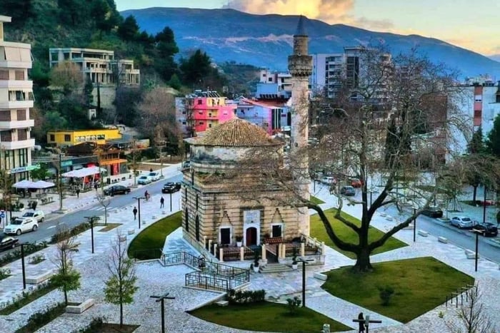 Valona: tour a piedi guidato con guida turistica autorizzata