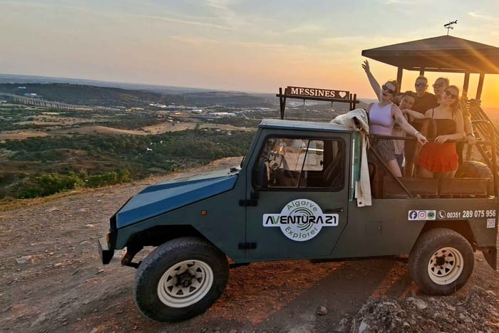 AFTERNOON JEEP SAFARI & SUNSET