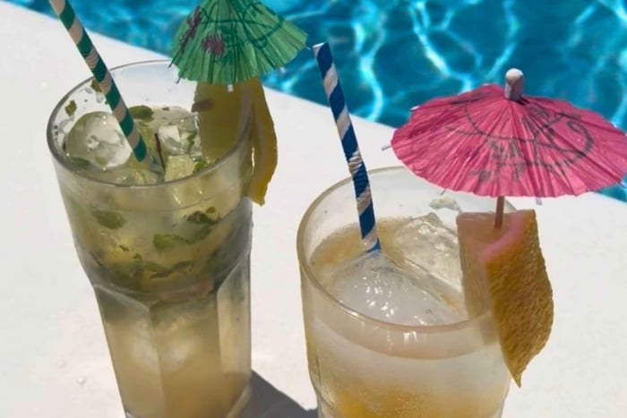 Albufeira: 30-Minute Massage, Pool Access, and Drink