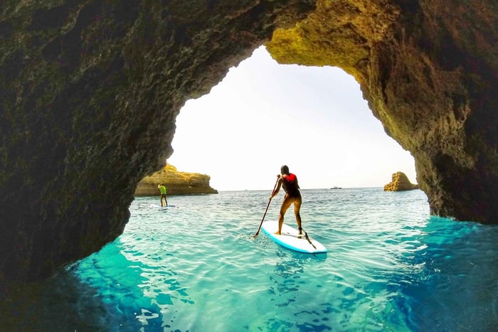 Albufeira: Caves and Beaches SUP Paddleboarding Tour