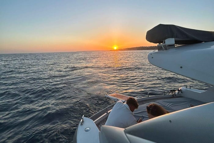 Albufeira: Sunset Private Yacht Charter Xclusive