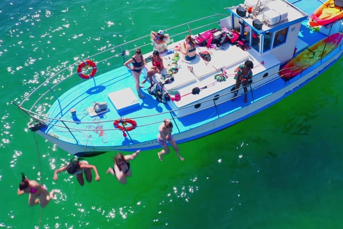 Alvor: Explore Caves Boat and Kayak Tour