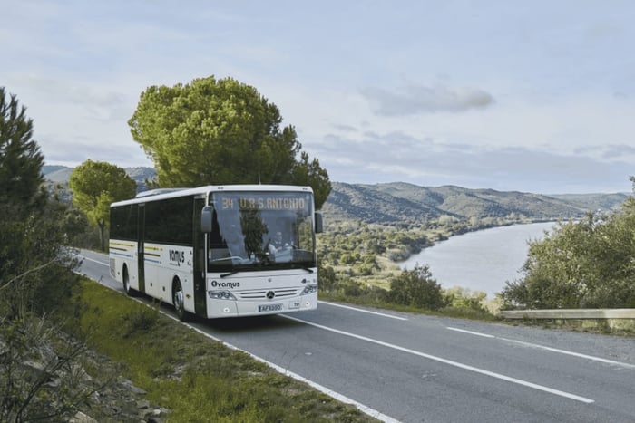 Faro Airport: Convenient bus service to/from Lagoa