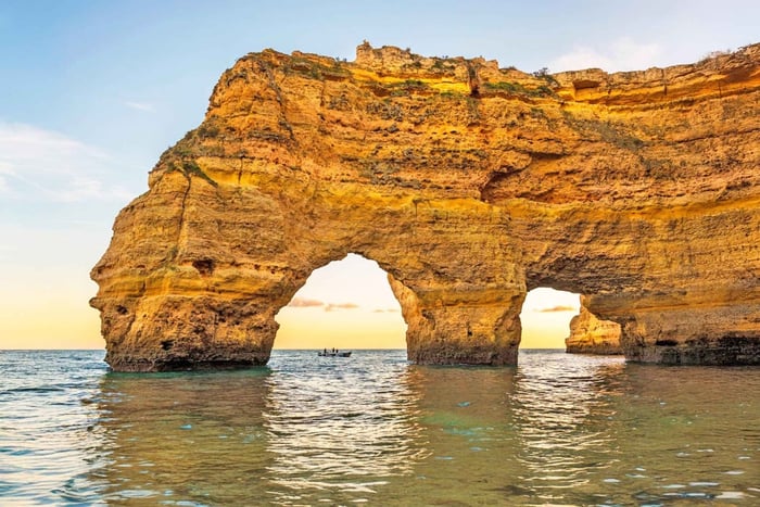 From Armação de Pêra: Sunset Boat Tour to Benagil Cave
