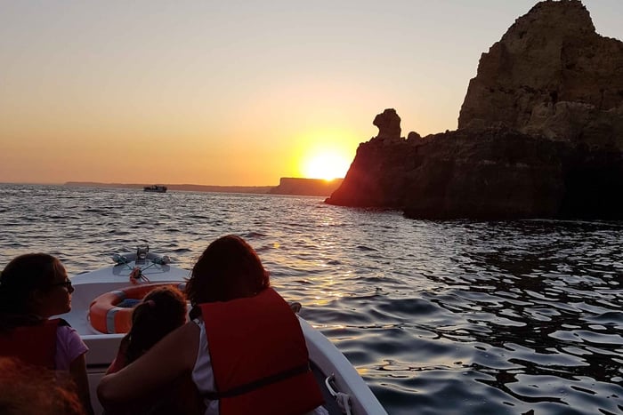 Lagos: Guided Ponta da Piedade Sunset Boat Tour