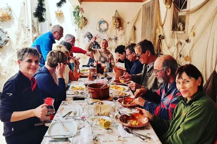Olhão: 3 Islands Guided Sightseeing Tour with Lunch