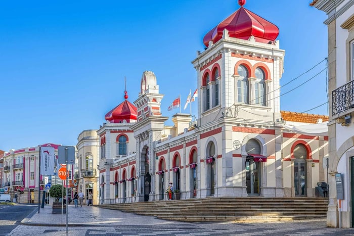The Charming East: Loulé, Faro, and Tavira Guided Day Trip