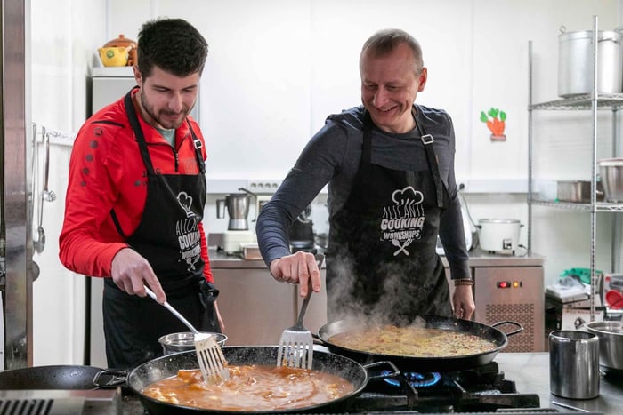 Alicante: paella- en sangriales met tapas en marktbezoek