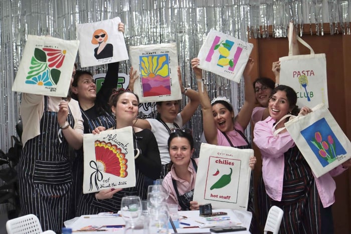 festa artistica per gruppi con 5 formati