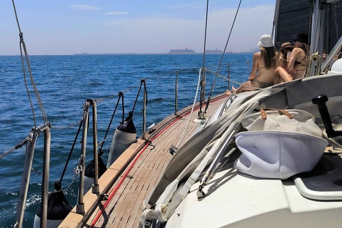 paella tradizionale con vista su Santa Bárbara