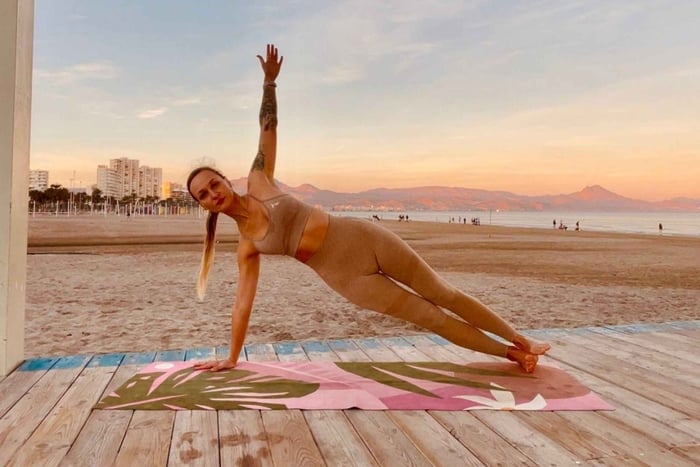 Yoga on the beach San Juan, Alicante