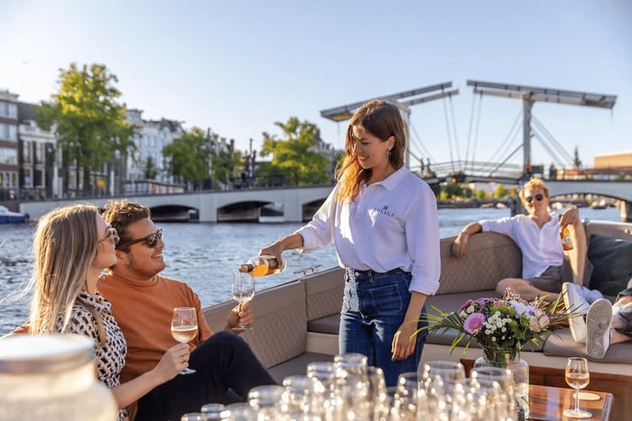 2-timmars lyxig kanalkryssning med obegränsade snacks