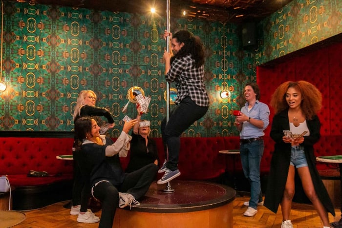 Amsterdam: Brothel Tour with Former Sex Worker and 1 drink