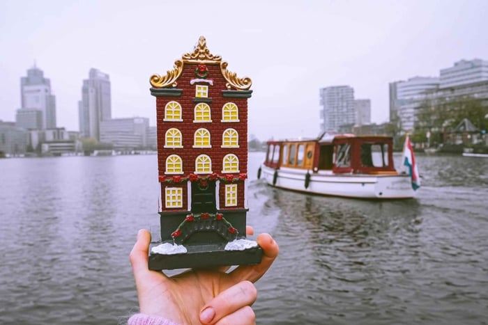 Amsterdam kanalbåttur med live guide