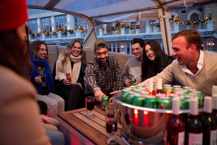 Amsterdam: Kanal-Booz-Kreuzfahrt mit unbegrenzten Getränken