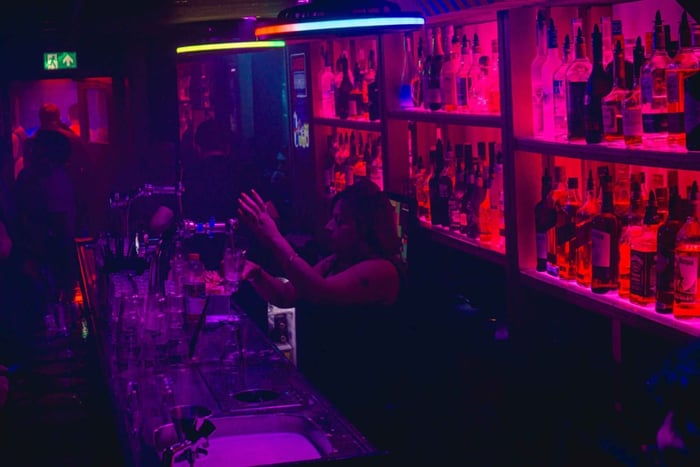 Amsterdam Red Light District Private Pub Crawl with Drinks