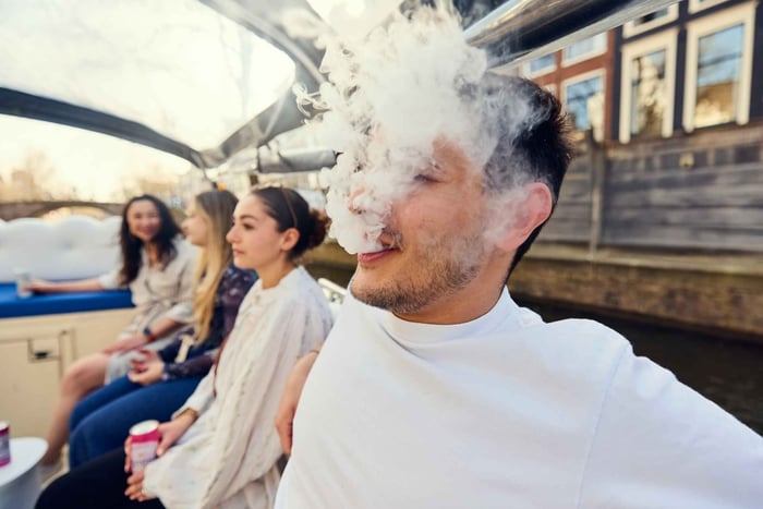 Amsterdam: Savuystävällinen kannabiksen risteily Cloud Boatilla