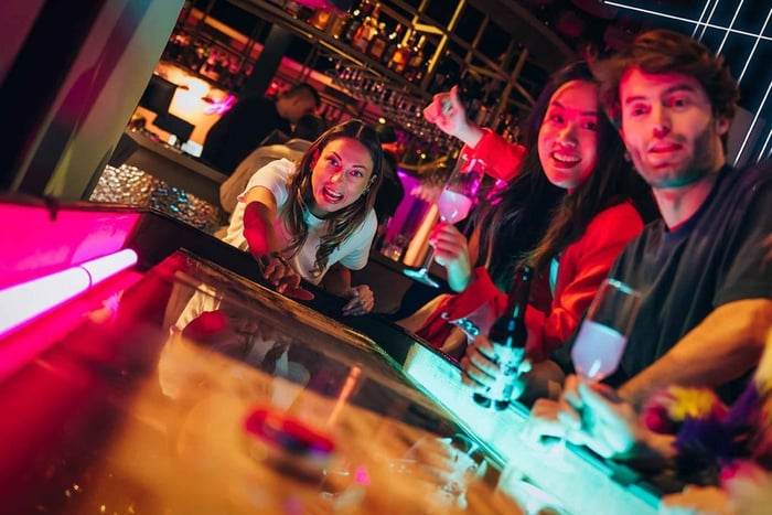 Amesterdão: The All Out - Bar de atividades nº 1