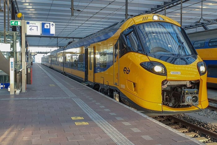 Amsterdam: Train transfer From/To Zaandijk Zaanse Schans