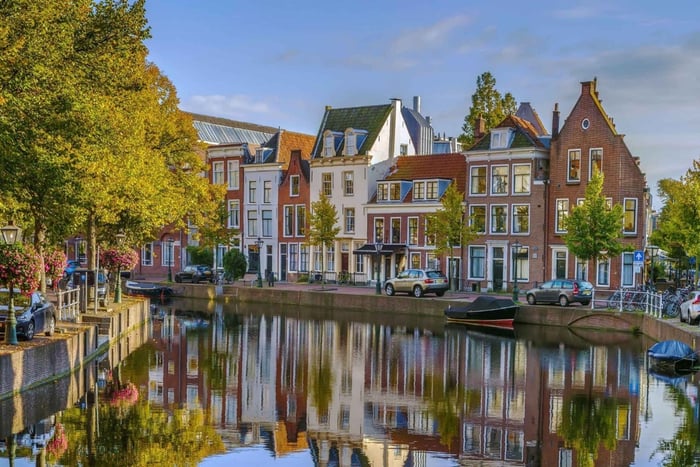 O melhor de Leiden: excursão a pé particular com um local