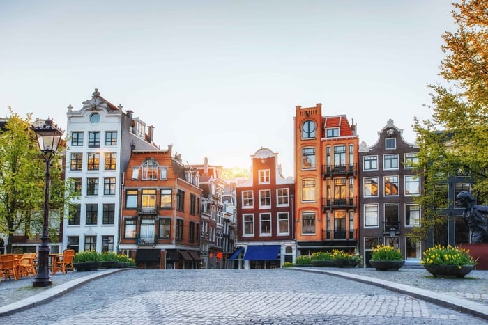 Dam-Platz & Blumenmarkt Rundgang