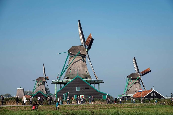 De Amsterdão: descubra os moinhos de vento e o queijo de Zaanse Schans