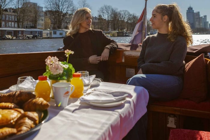 Amsterdam : visite privée en bateau le matin