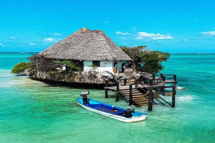Zanzibar: Floresta Jozani, Caverna Salaam e Restaurante The Rock