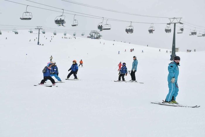 Bariloche: Kids' Ski School at Cerro Catedral with Instructors