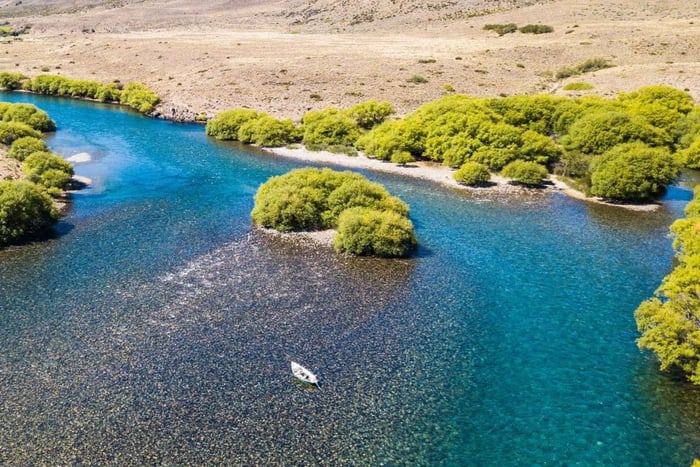 Bariloche: Limay River Fly-Fishing Float Trip