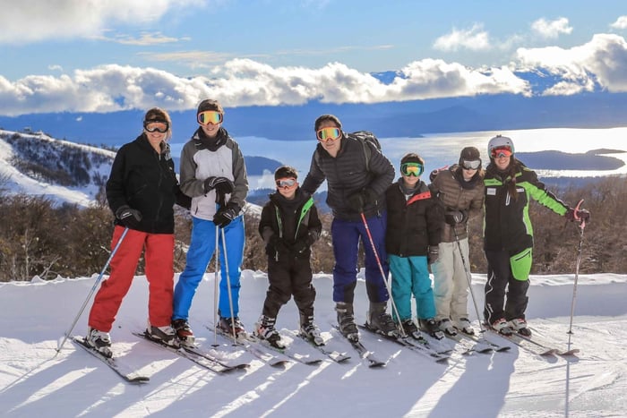 Bariloche: Puoliksi yksityinen hiihto- tai lumilautailutunti Cerro Catedralissa