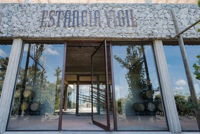 Buenos Aires: Estancia Vigil Winery Tour with Lunch