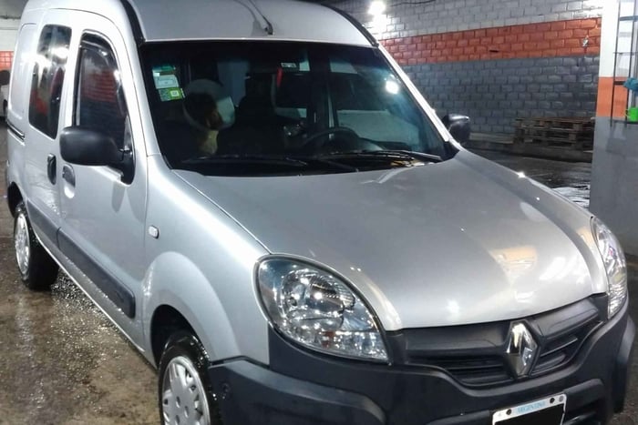 Buenos Aires: One way transfer FROM or TO Ezeiza airport