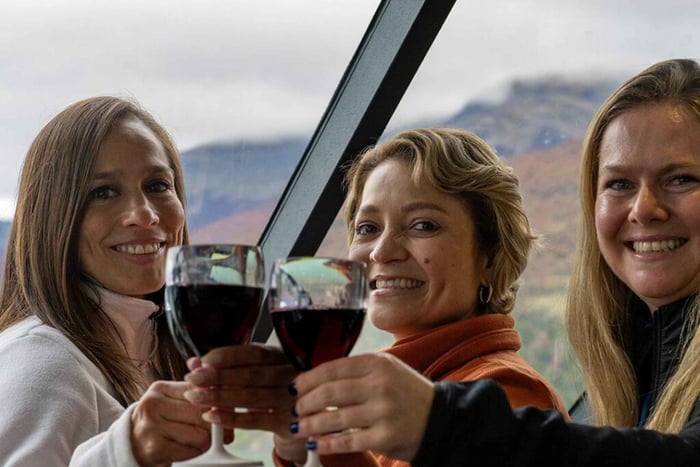 El Chaltén: Viedma Glacier Boat & Iceberg Walk Adventure