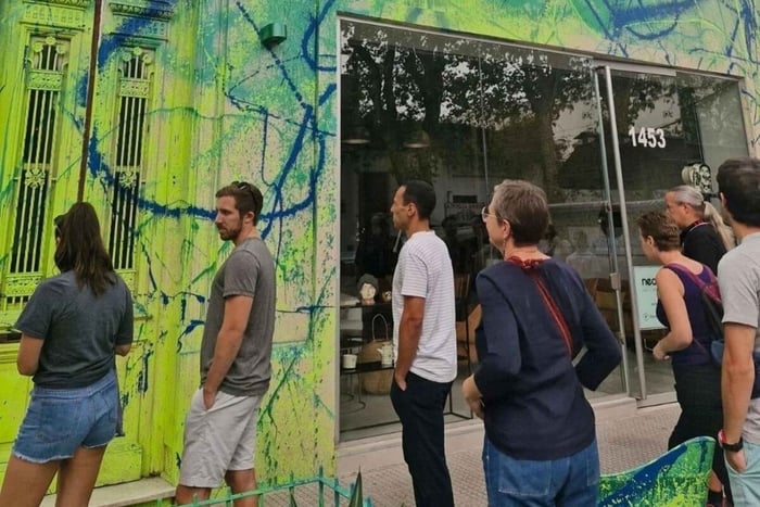 Explore Palermo Soho's Vibrant Street Art Soul