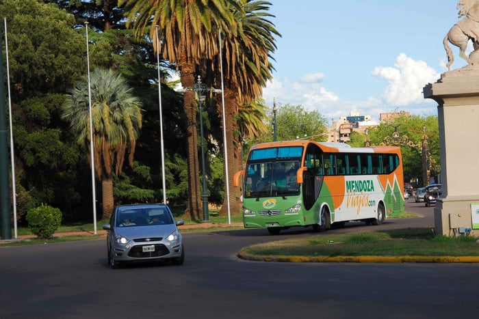 Mendoza: Halbtagestour Sightseeing Stadtführung